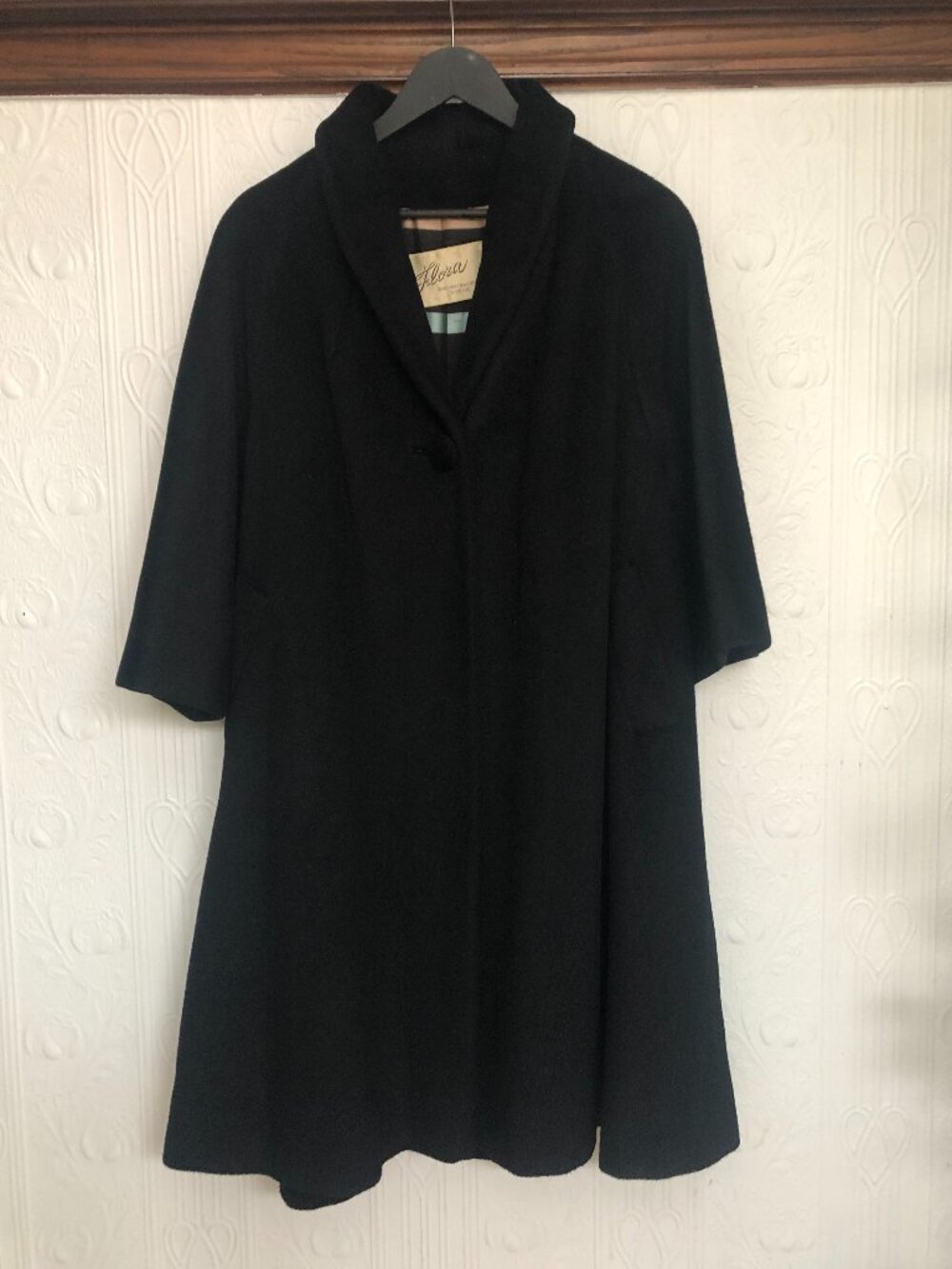 Lili Ann 50's black swing coat in perfect condition
